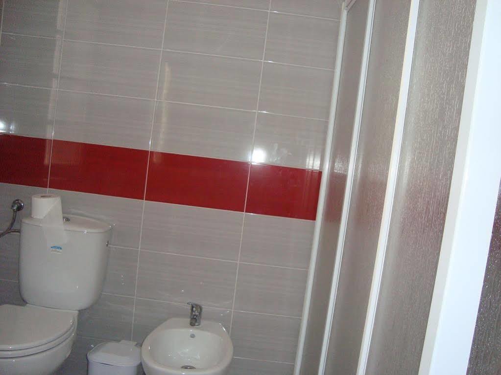 Hospedaria 5 Bicas Aveiro Buitenkant foto